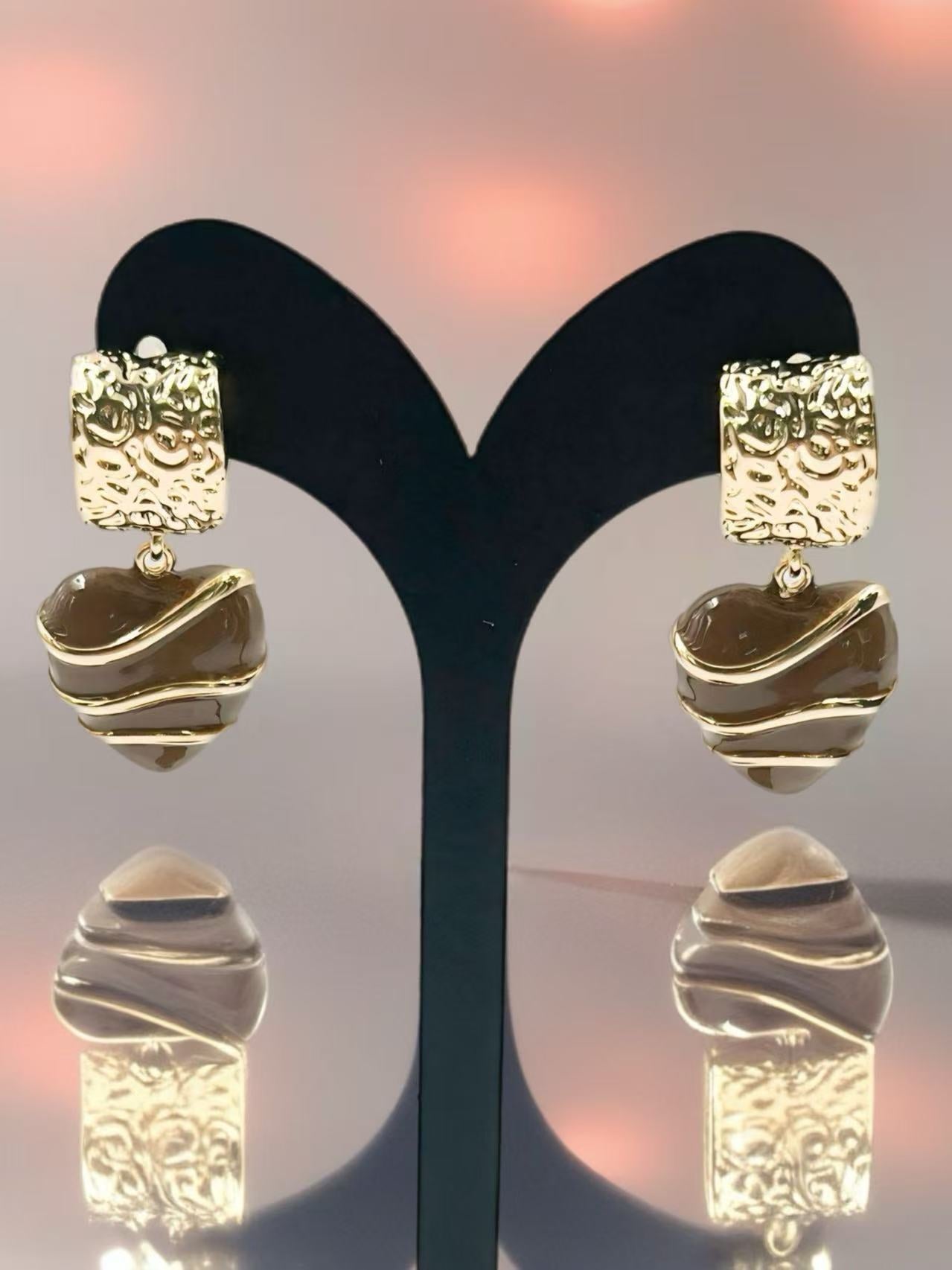 Vintage Gold-Plated Heart Drop Earrings