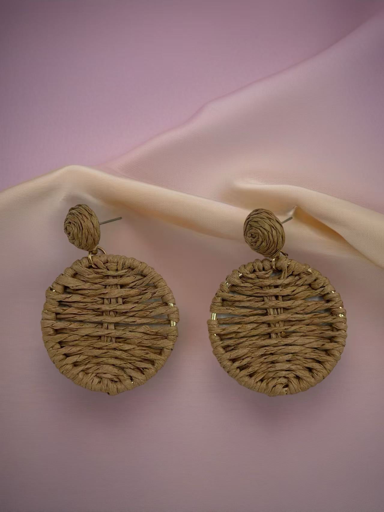 Boho Chic Woven Raffia Circle Drop Earrings – 3 Color Set