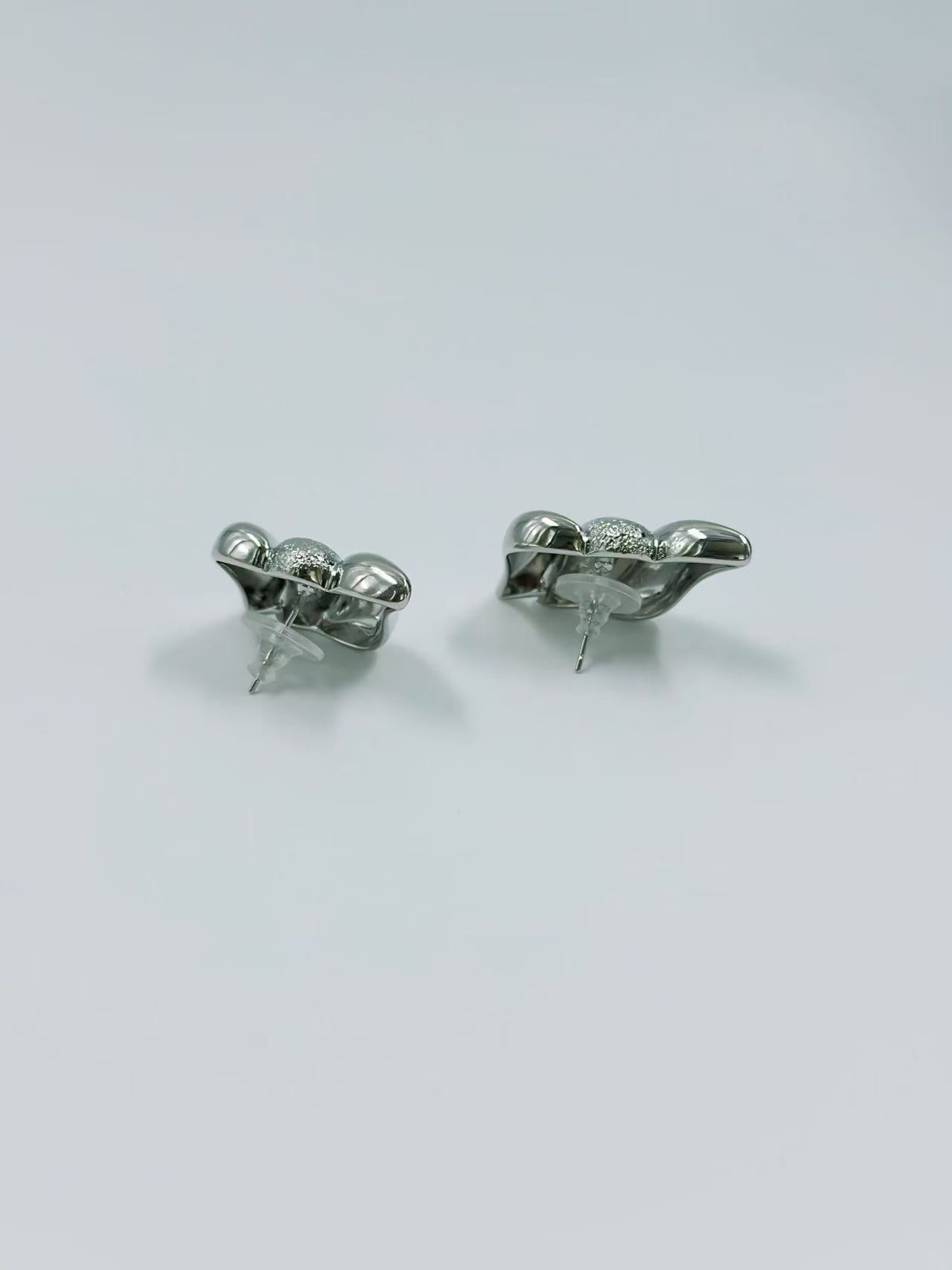 Sculpted Silver-Tone Wave Stud Earrings