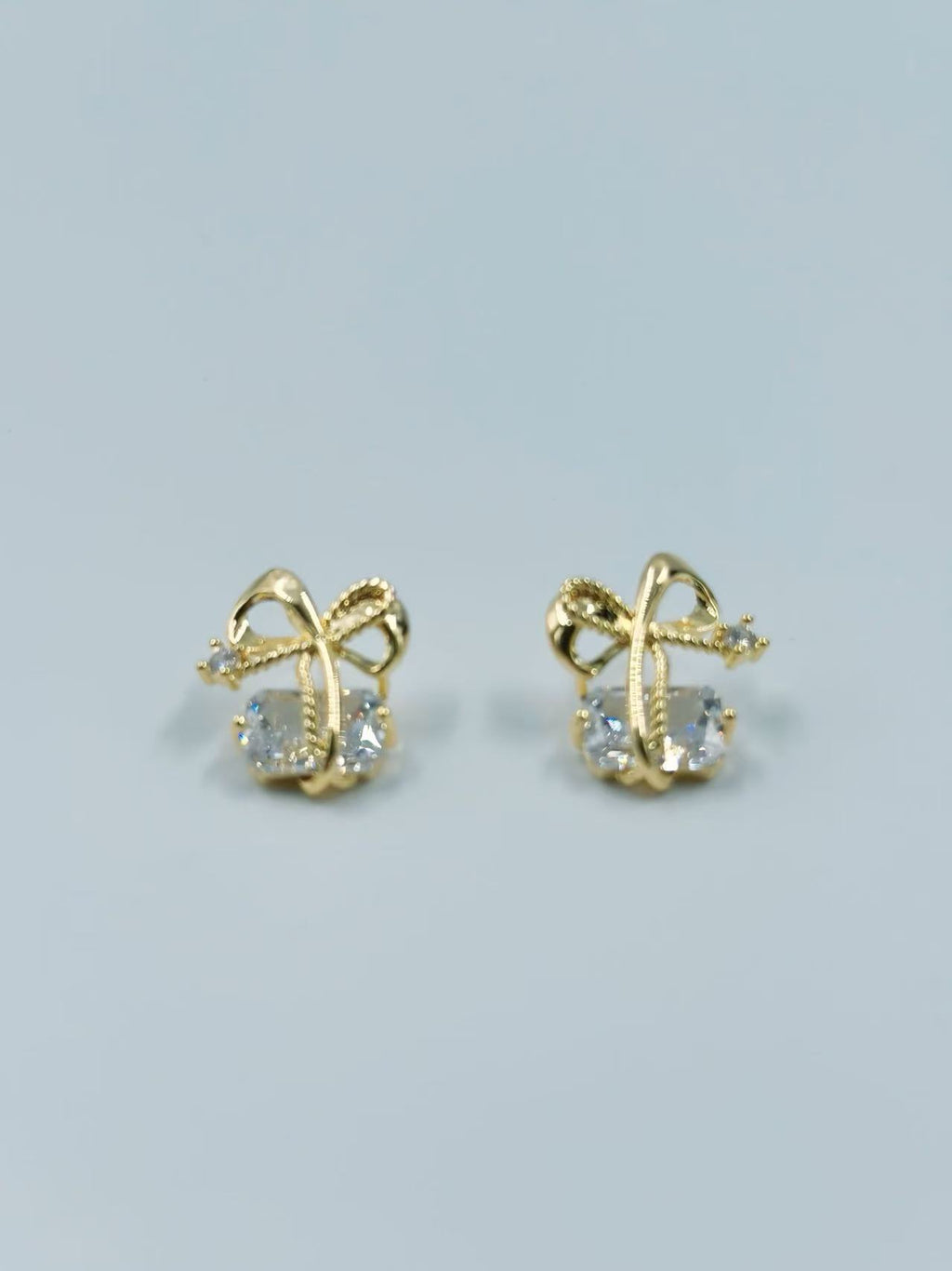 Gold Bow Knot Earrings