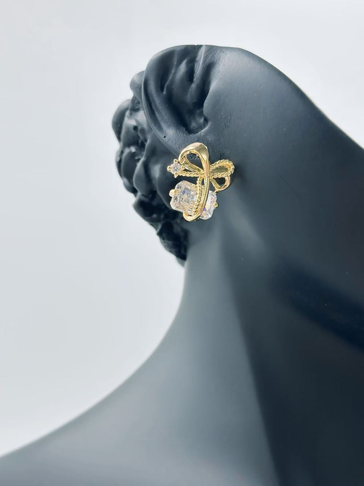 Gold Bow Knot Earrings