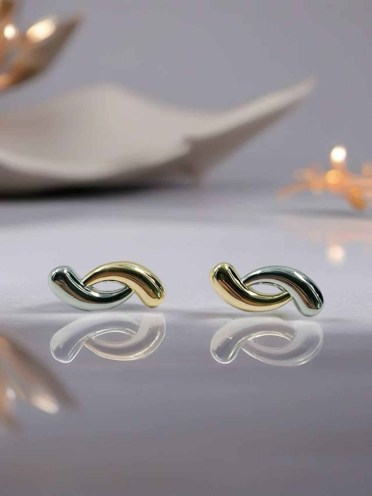 Modern Dual-Tone Twist Drop Earrings