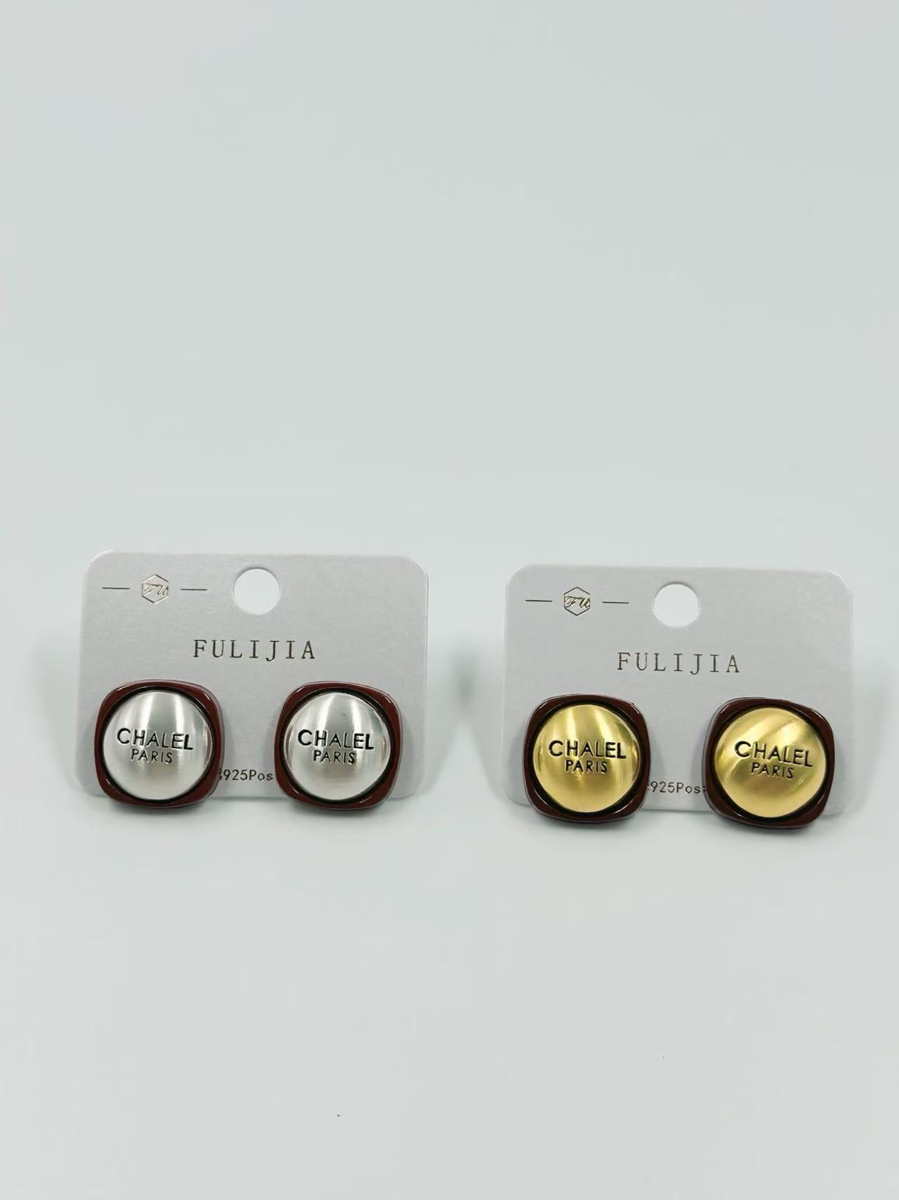 Vintage-Inspired “CHALEL PARIS” Stud Earrings