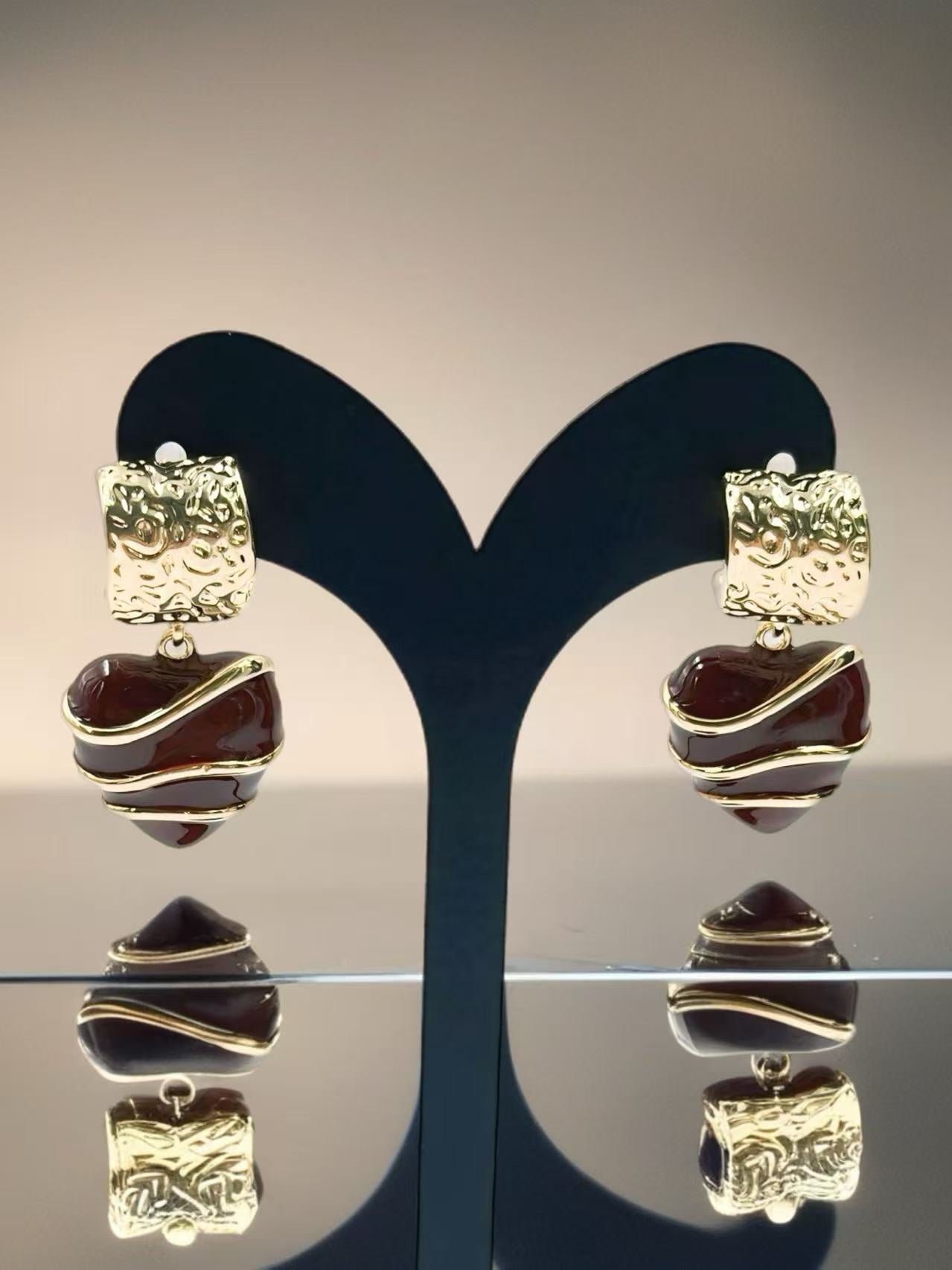 Vintage Gold-Plated Heart Drop Earrings