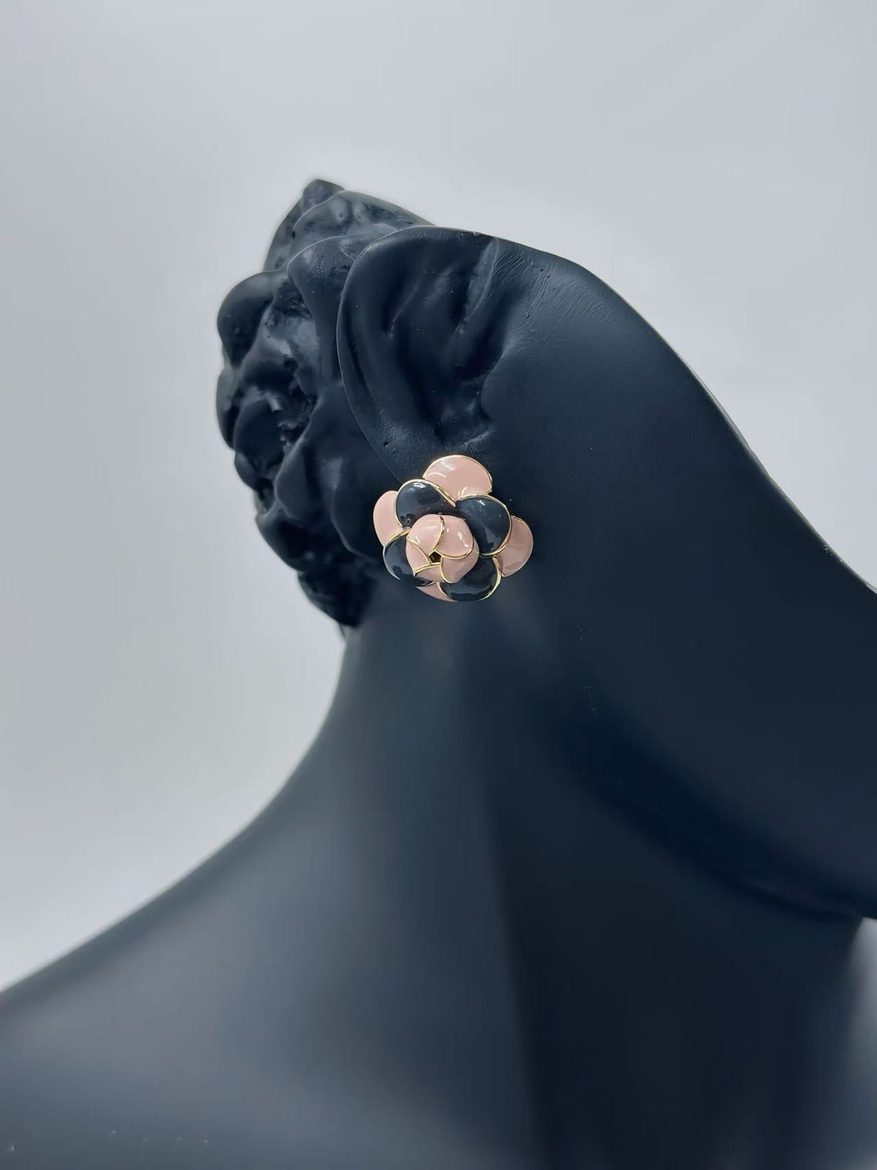 Glossy Camellia Stud Earrings – Duo Color Set
