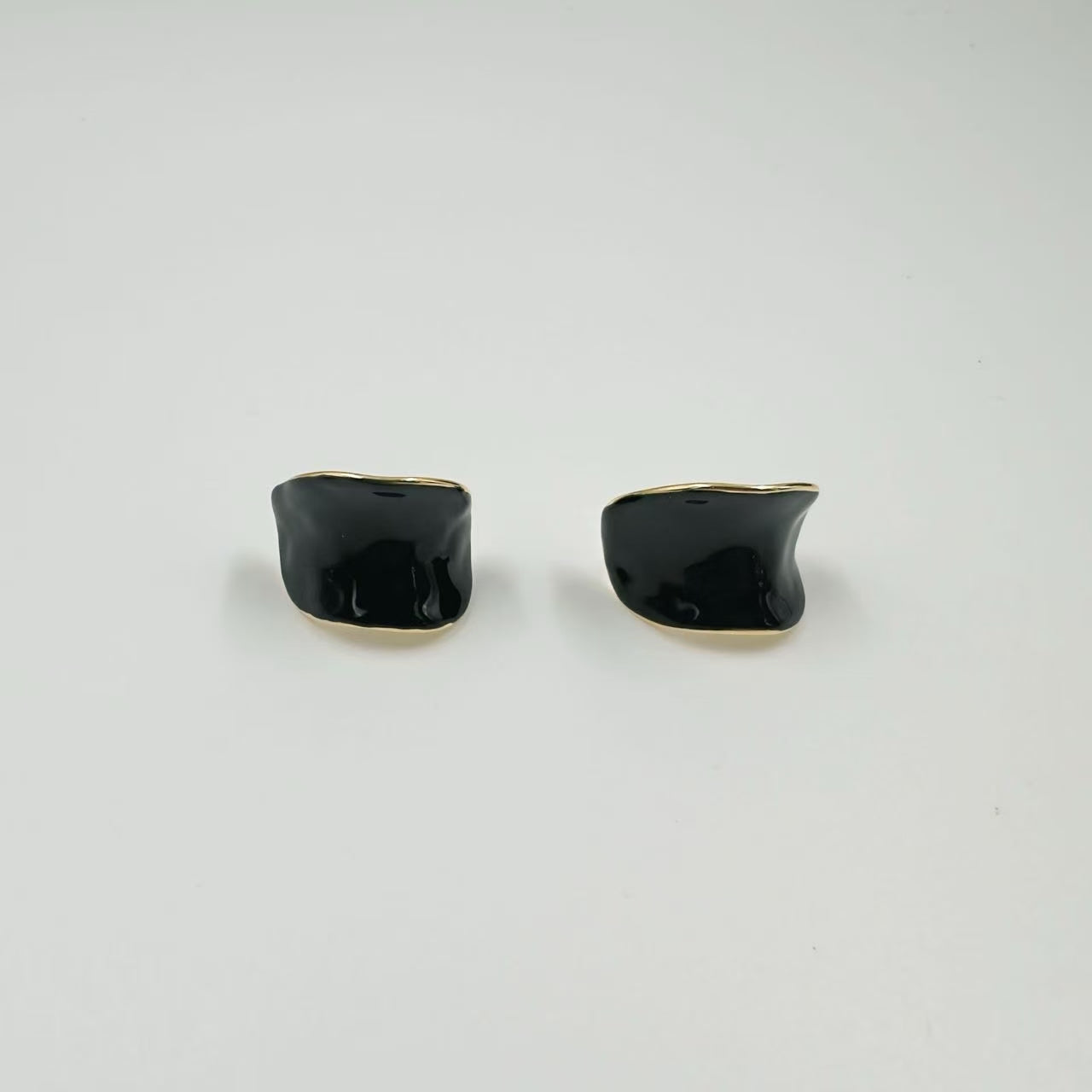 Glossy Wave Curve Stud Earrings – Neutral Trio Collection
