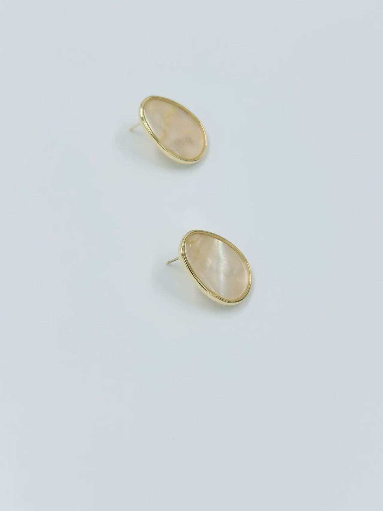 Oval Shell Stud Earrings – Gold & Silver Tone Variants