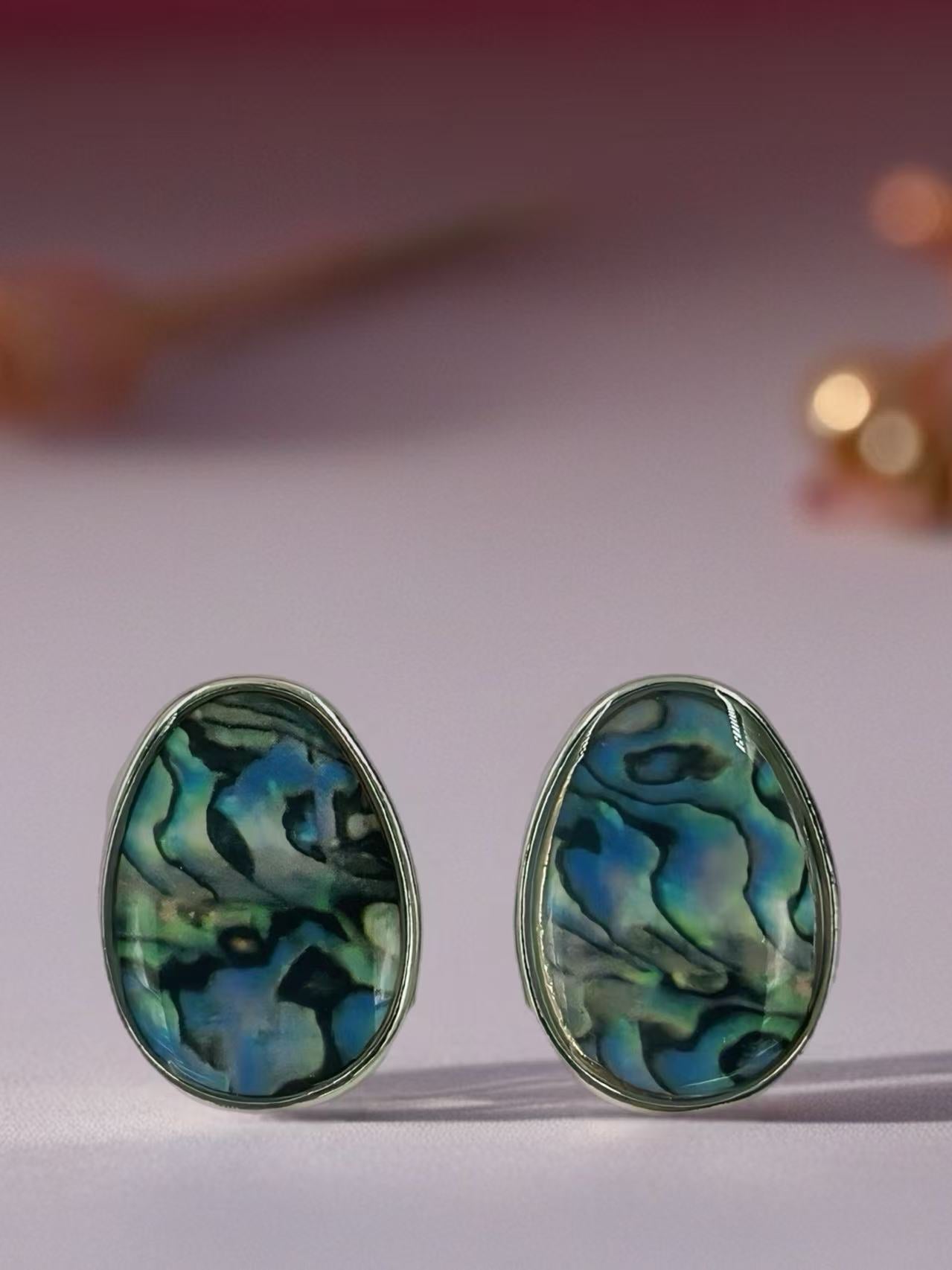 Oval Shell Stud Earrings – Gold & Silver Tone Variants