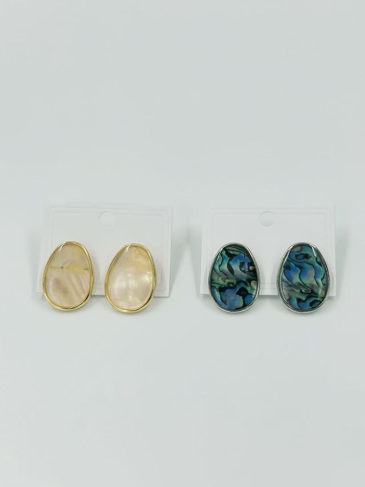 Oval Shell Stud Earrings – Gold & Silver Tone Variants