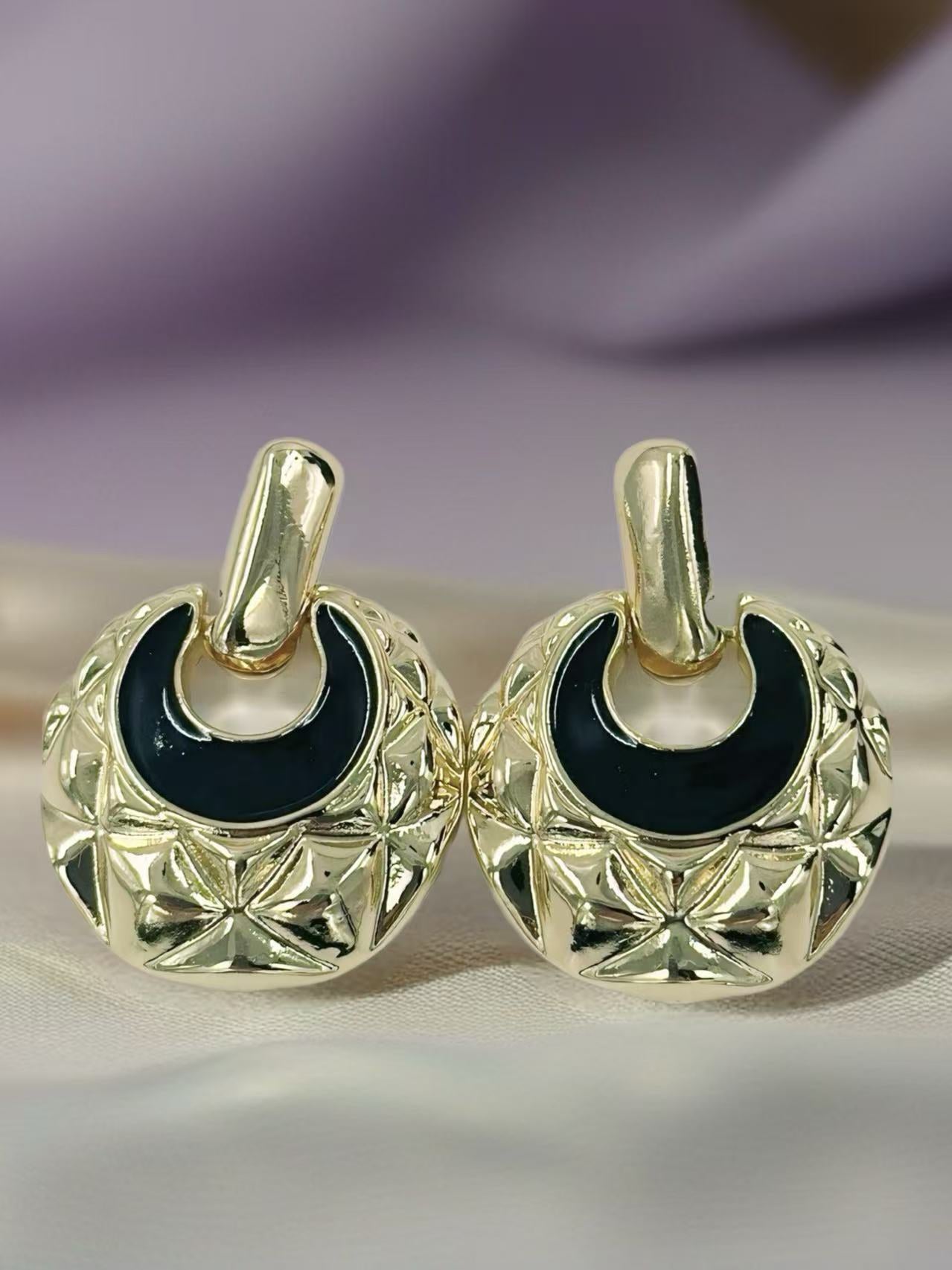 Geometric Textured Drop Earrings with Enamel Inlay – Luxe Retro Series