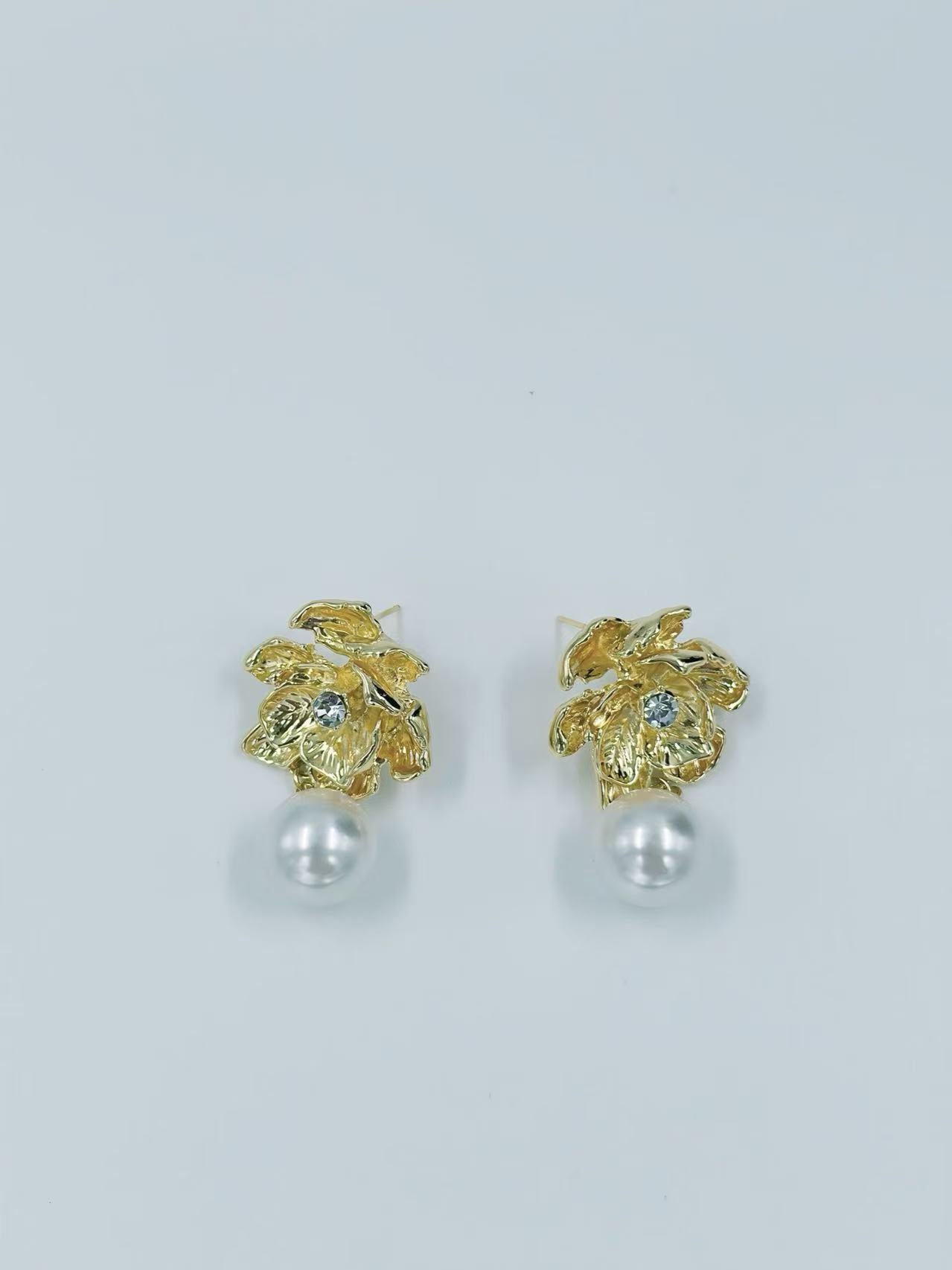 Vintage Floral Drop Earrings