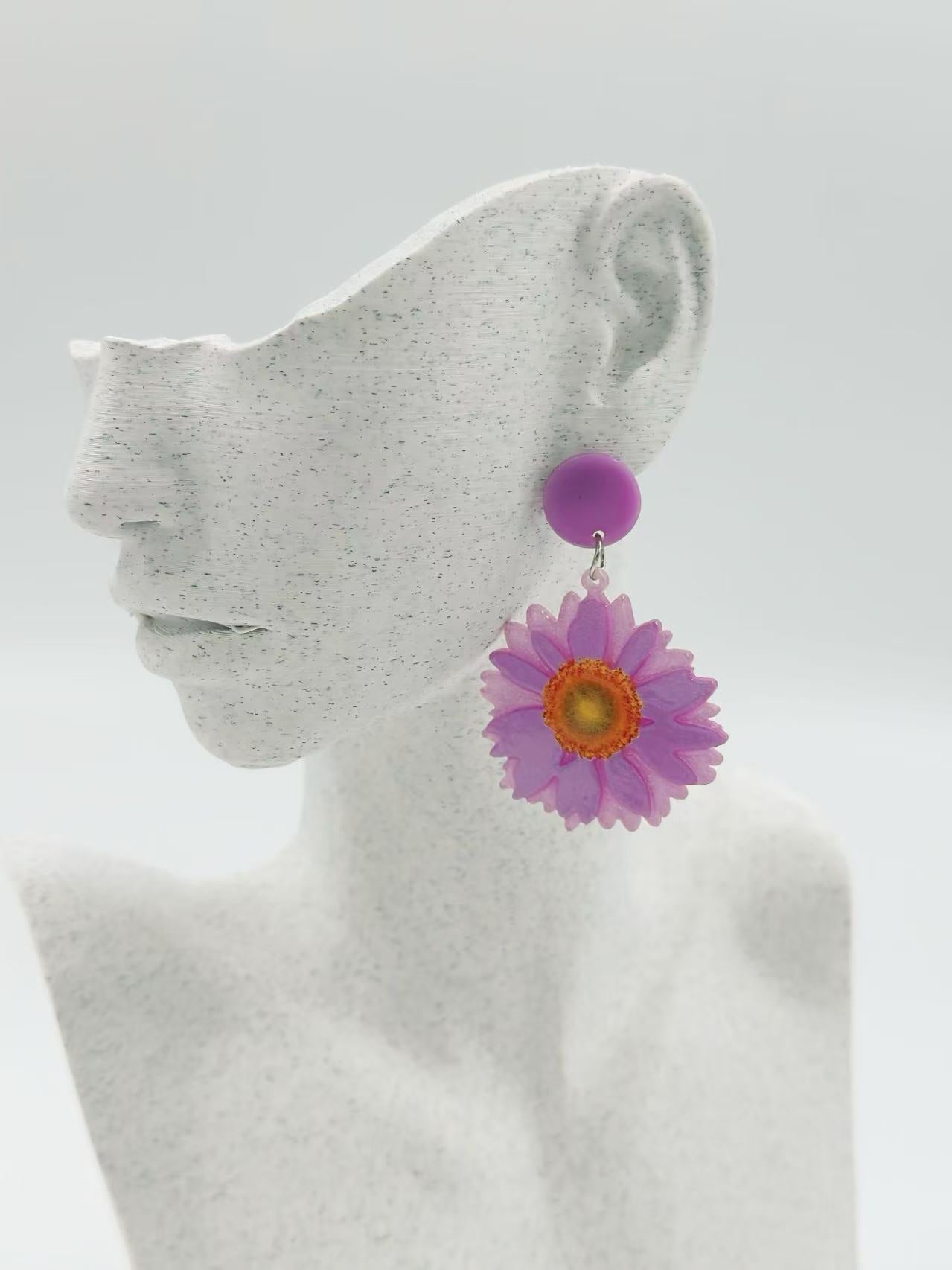 Lavender Bloom Daisy Earrings