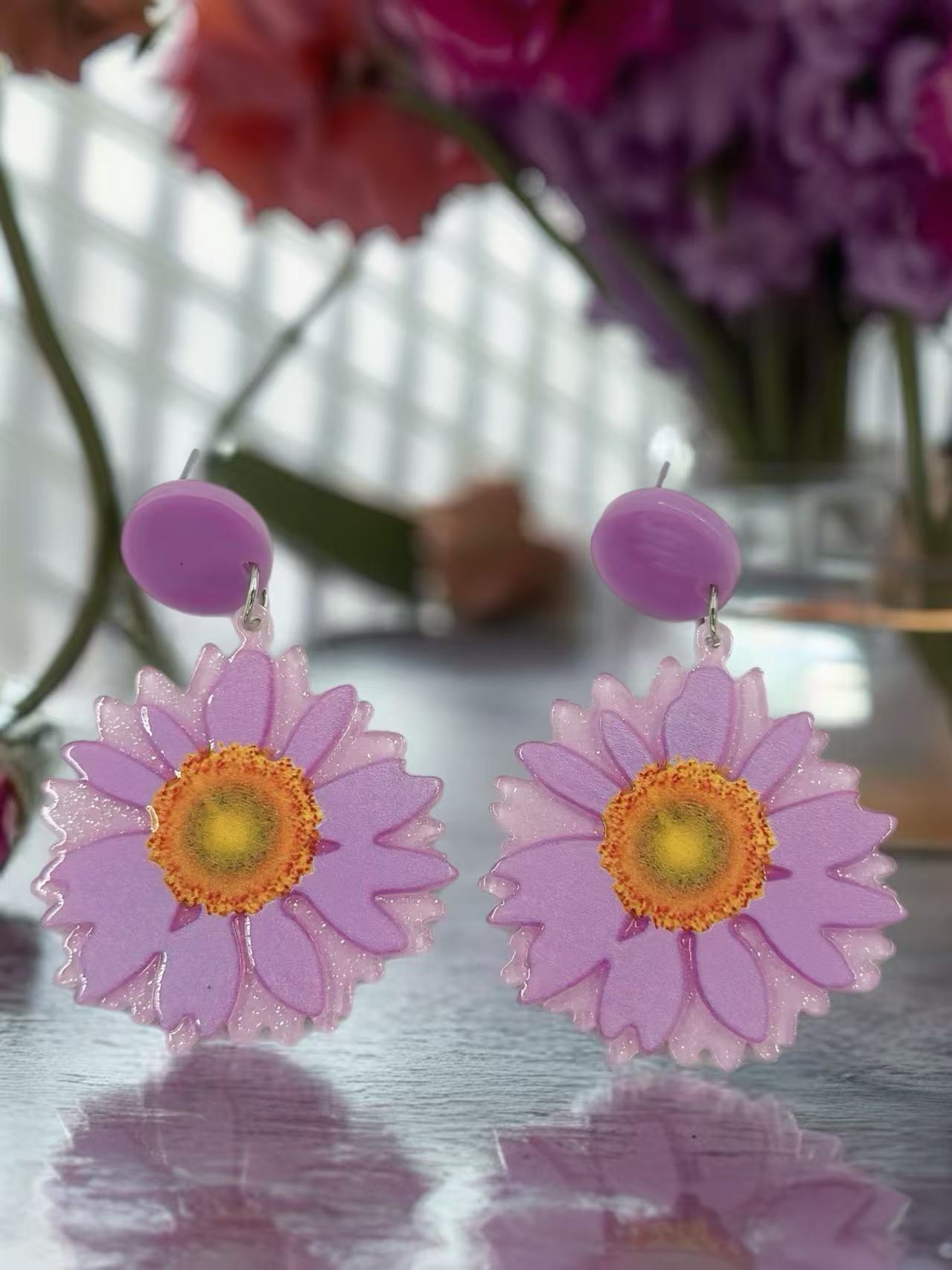 Lavender Bloom Daisy Earrings