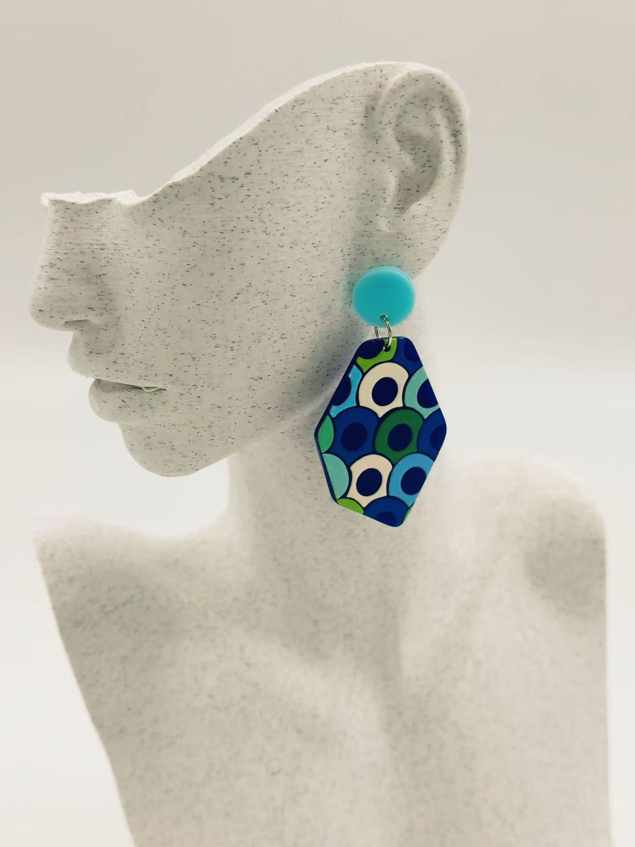 Retro Ripple Geometric Earrings