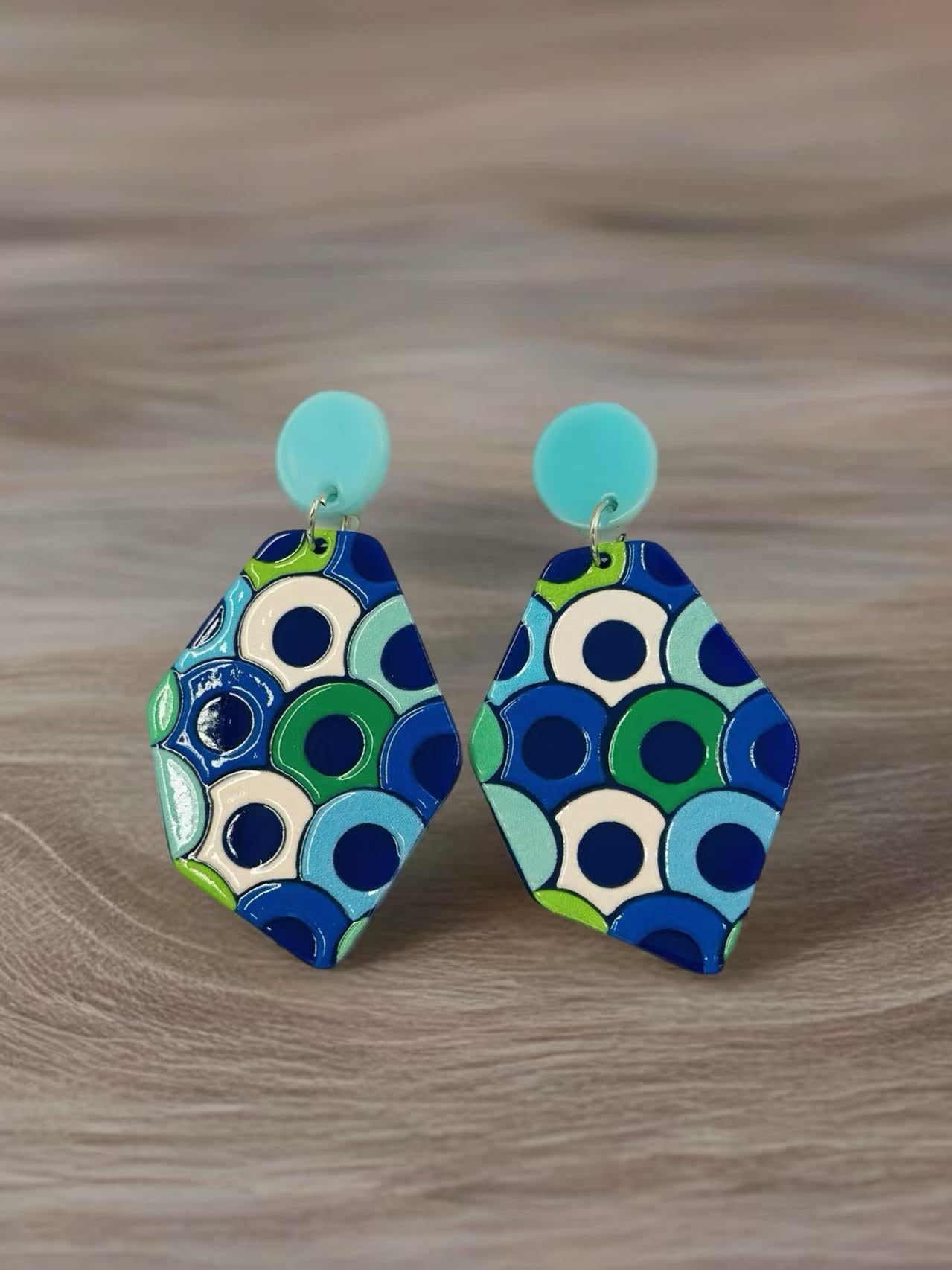 Retro Ripple Geometric Earrings