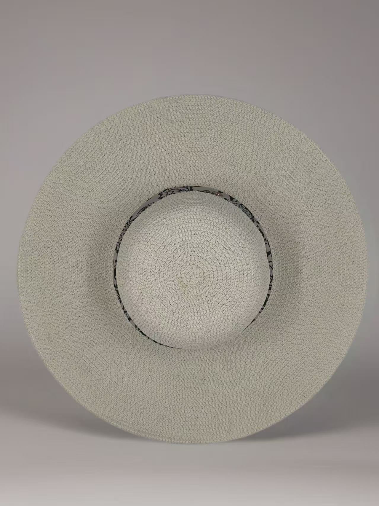 Elegant Wide-Brim Straw Hat with Black Rose Pattern Band