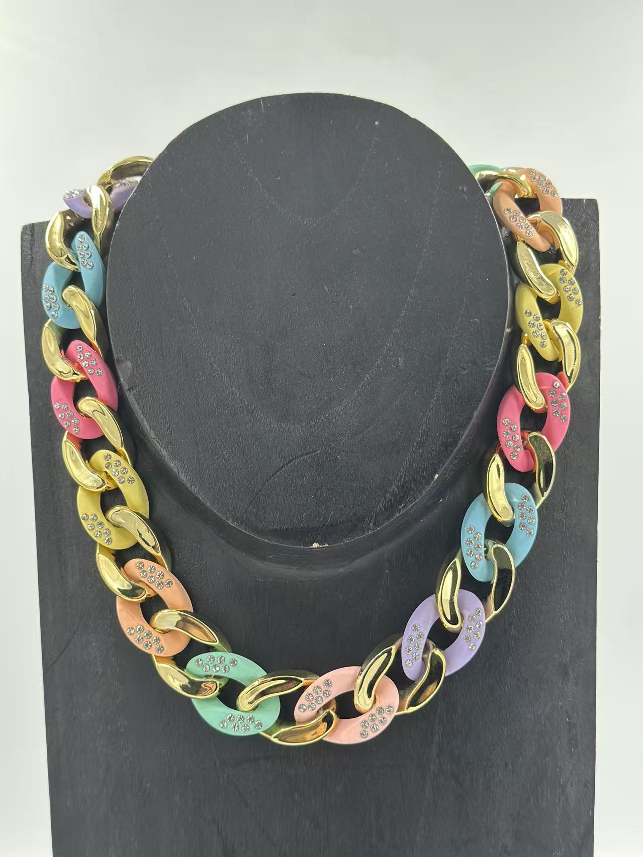 Plastic Multicolor Chain Necklace with Small Stones