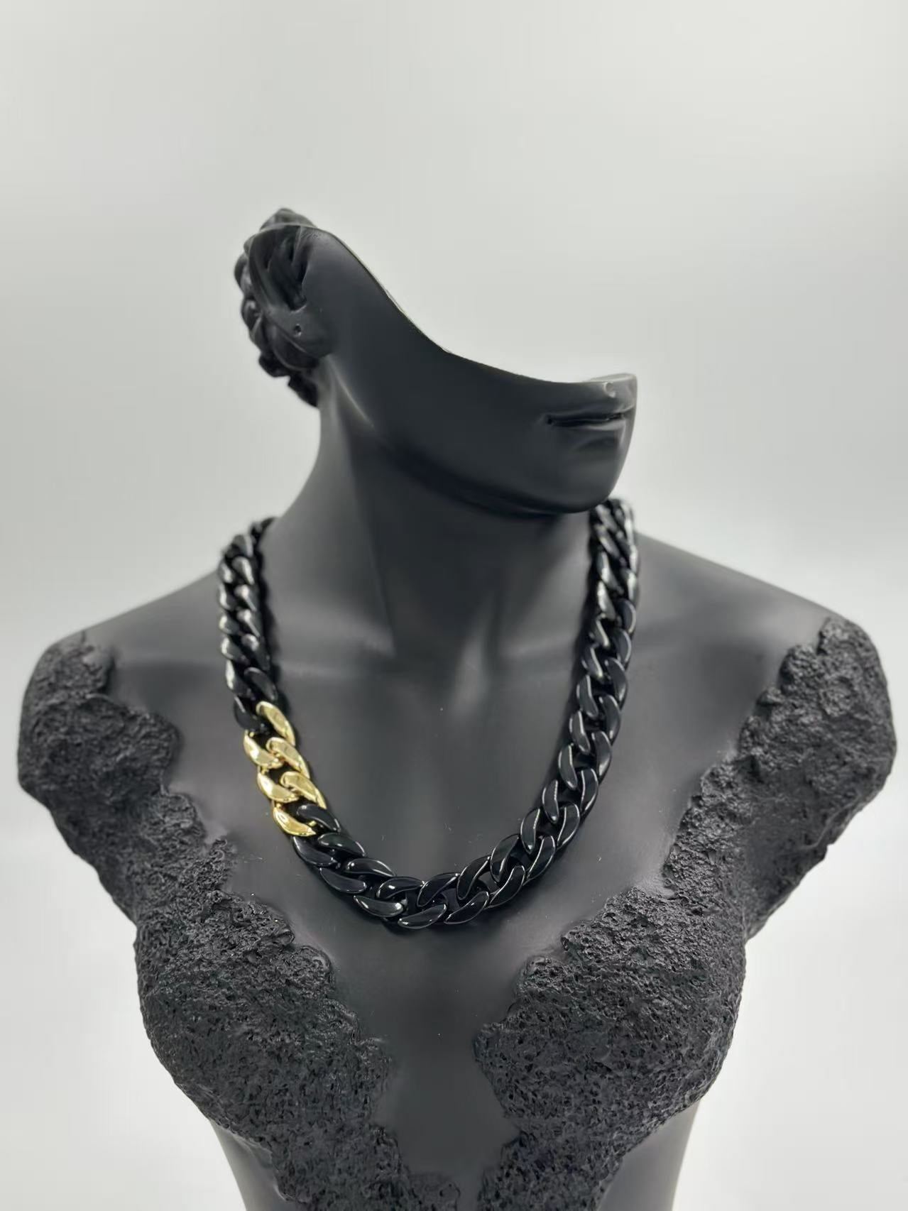 Black & Gold Colour Plastic Chain Necklace