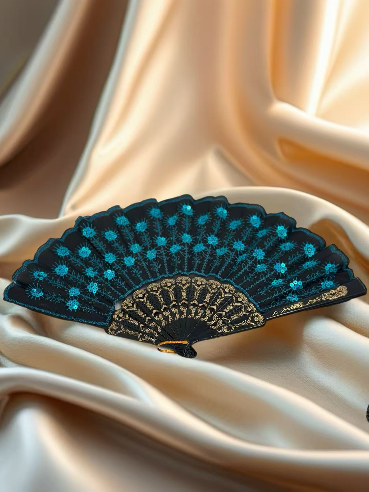 Luxury Lace-Embroidered Hand Fans – Set of 5 with Floral Sequin Detailing