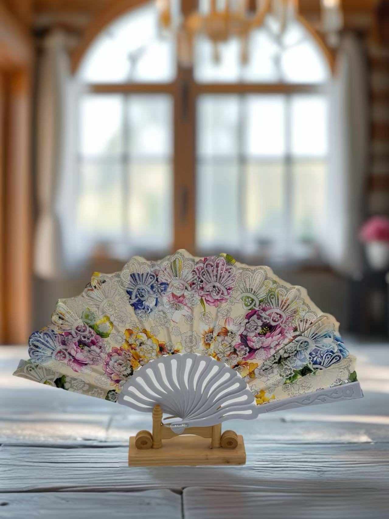 Vintage Floral Lace Hand Fans – Set of 6 with Baroque Embroidery