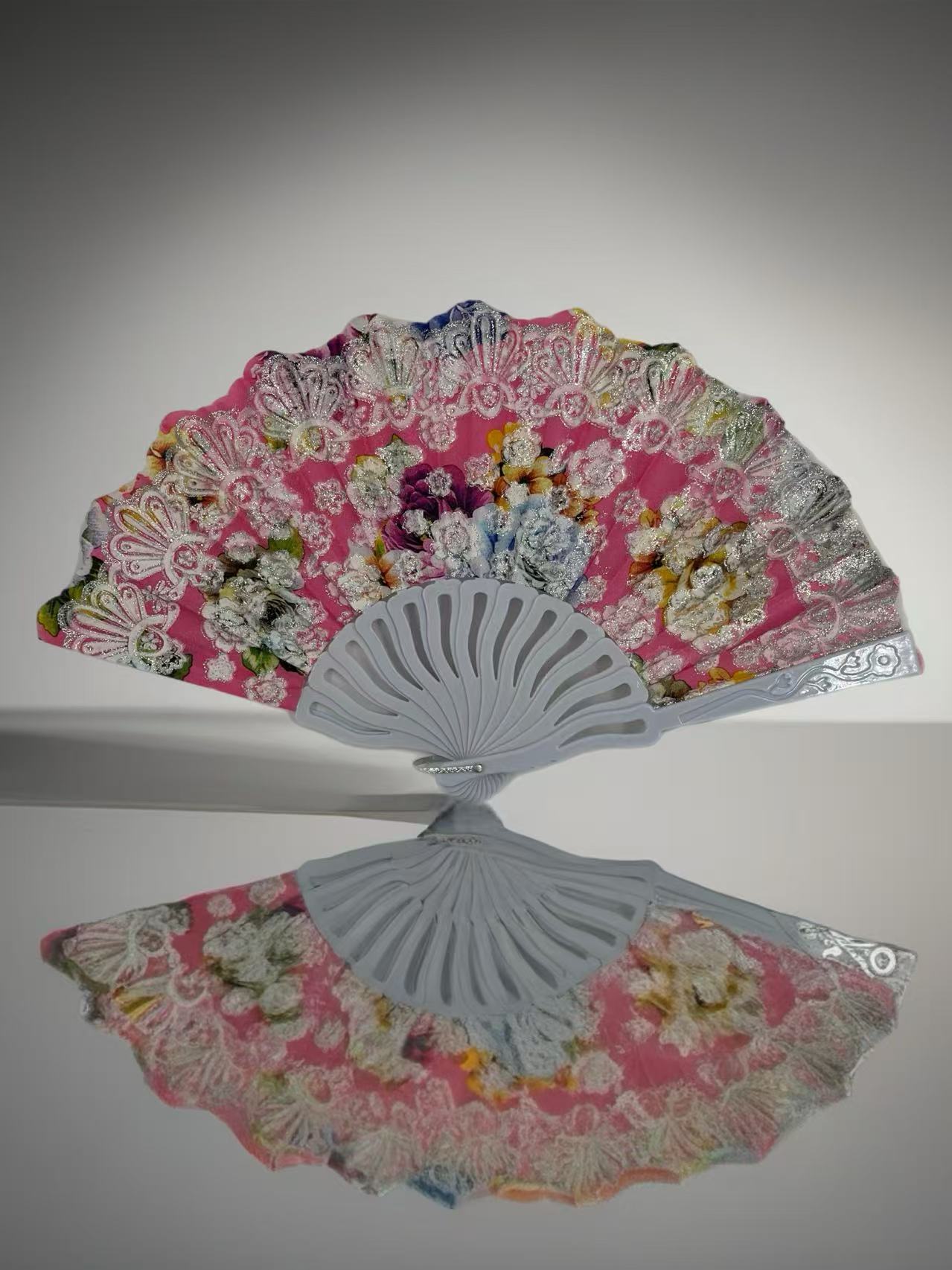 Vintage Floral Lace Hand Fans – Set of 6 with Baroque Embroidery