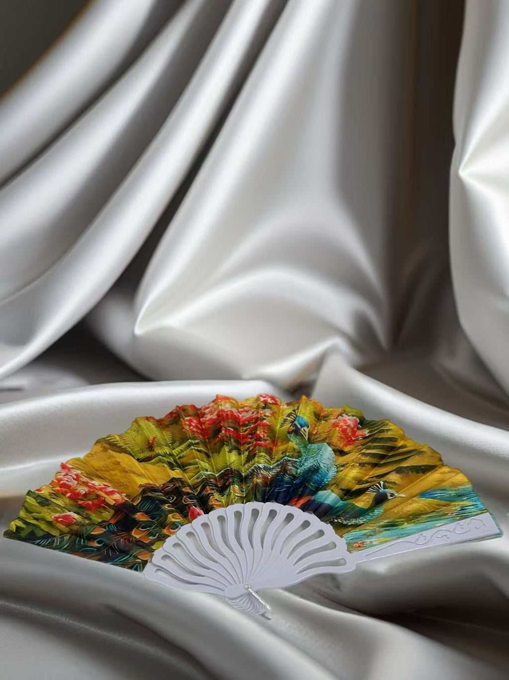 Majestic Birds and Nature-Inspired Hand Fans