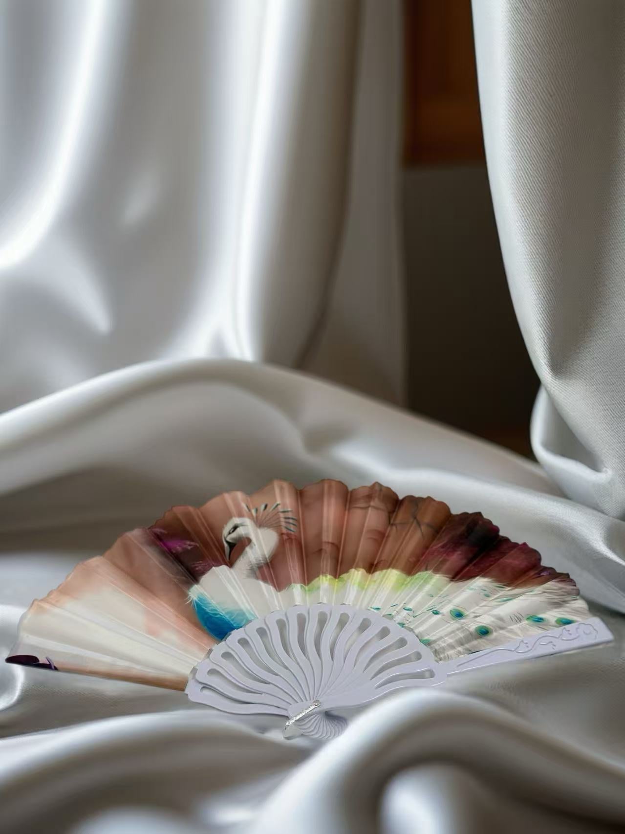 Majestic Birds and Nature-Inspired Hand Fans