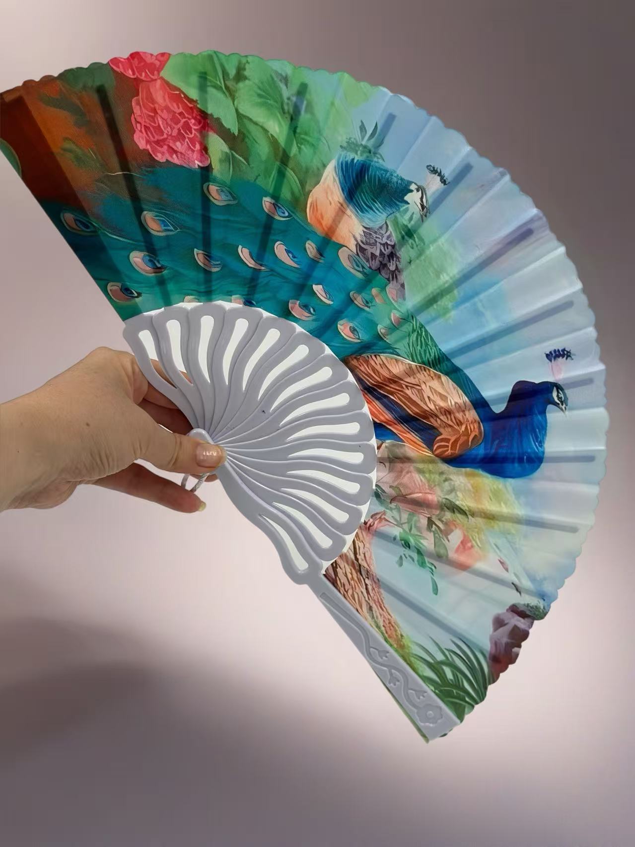 Majestic Birds and Nature-Inspired Hand Fans