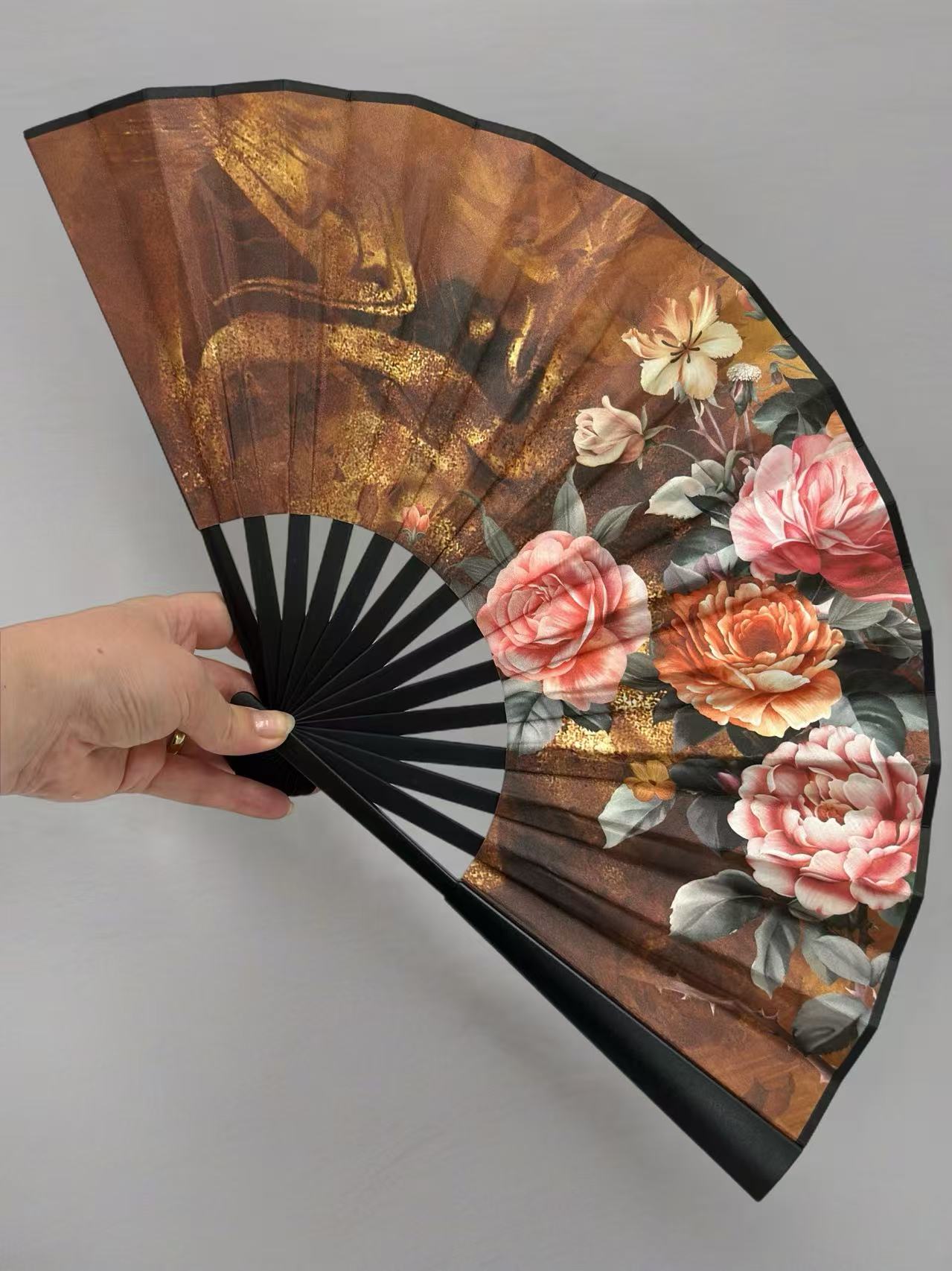 Elegant Floral Hand Fans – Vintage-Style Foldable Fans