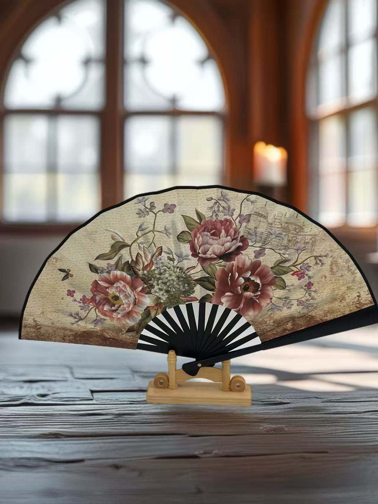 Elegant Floral Hand Fans – Vintage-Style Foldable Fans
