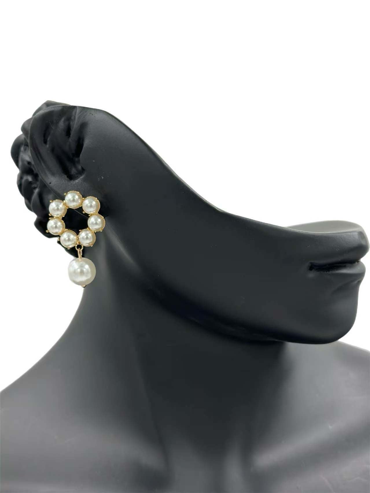 Elegant Circle Drop Earrings