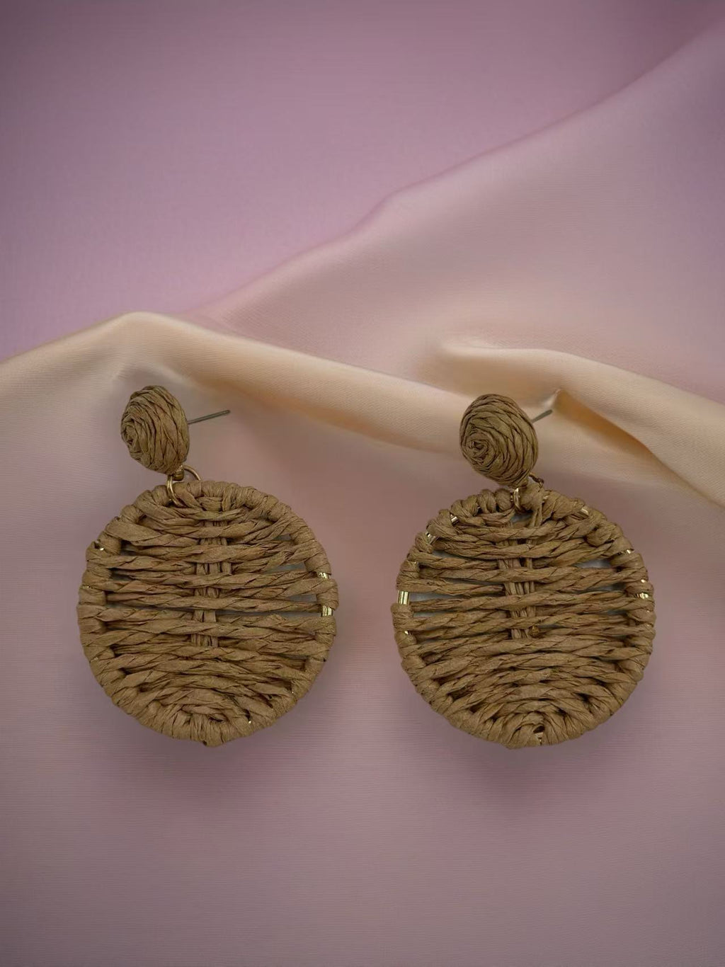 Boho Chic Woven Raffia Circle Drop Earrings – 3 Color Set