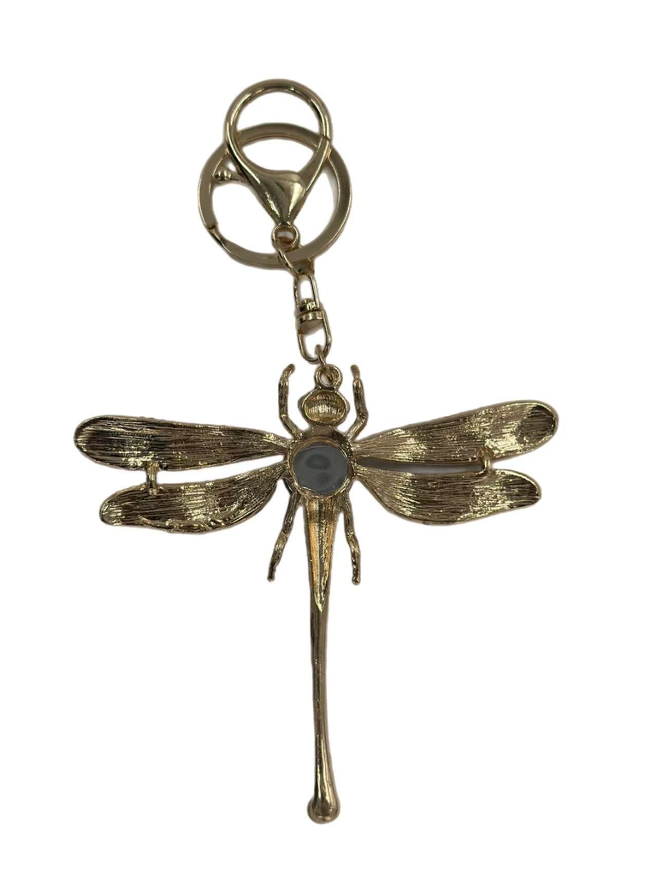 Elegant Dragonfly Keychain – Gold-Tone Insect Charm with Amber Accent