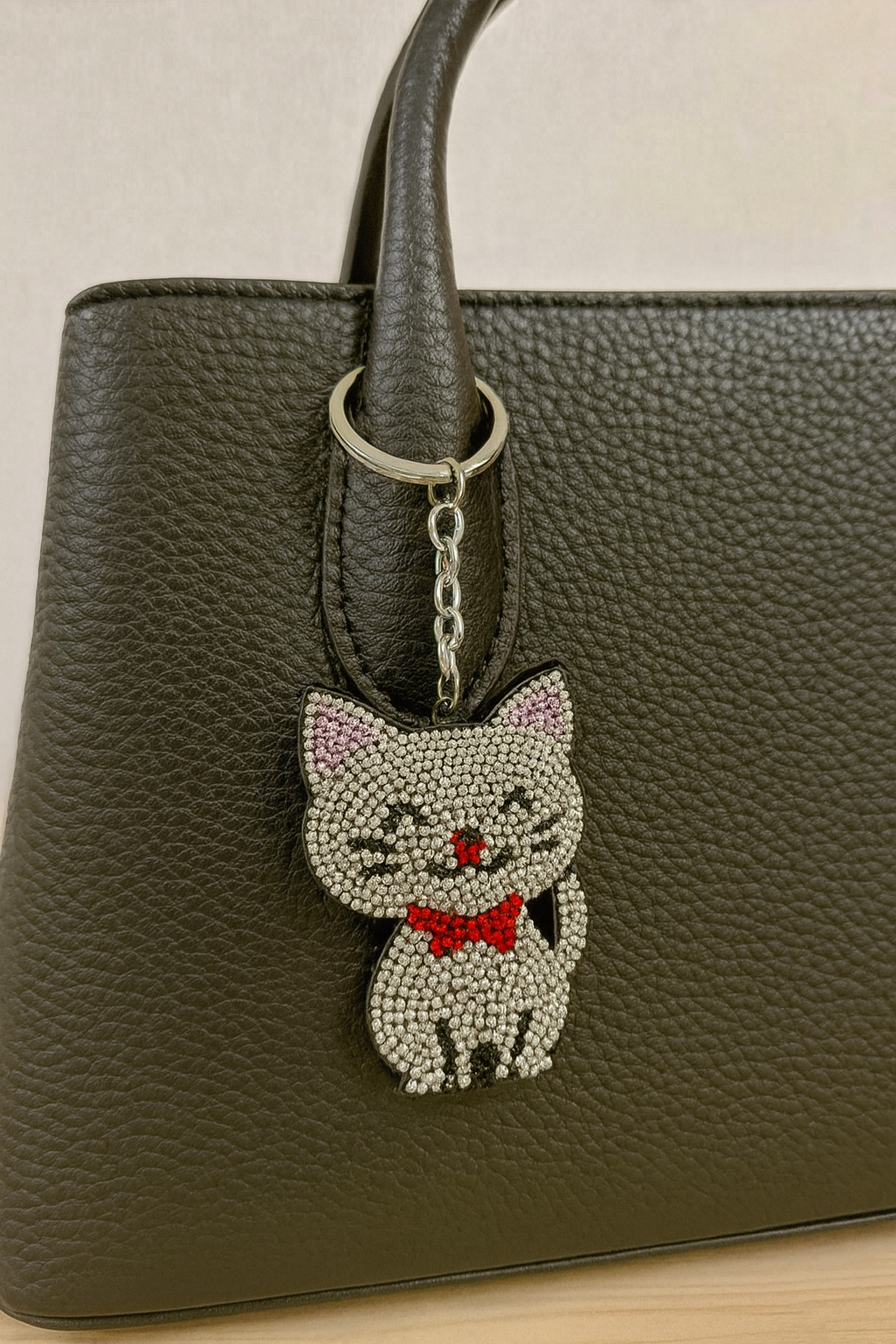 Crystal Rhinestone Cat Keychain – Sparkling Kitty Charm with Red Bow Tie