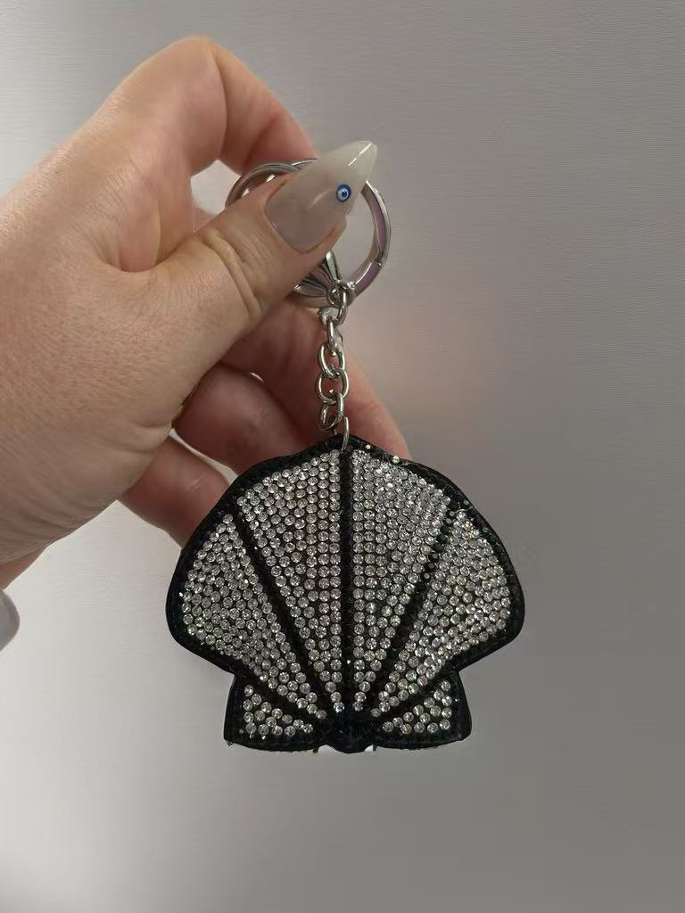 Sparkling Seashell Keychain – Rhinestone Crystal Bag Charm